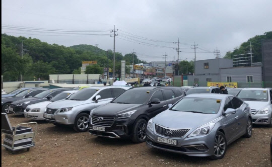 인천 서구 왕길동에서 열린 서초신동아아파트 조합 임시총회.<연합뉴스>